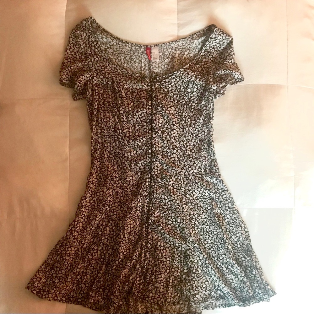 NWOT 90s Inspired Floral Dress